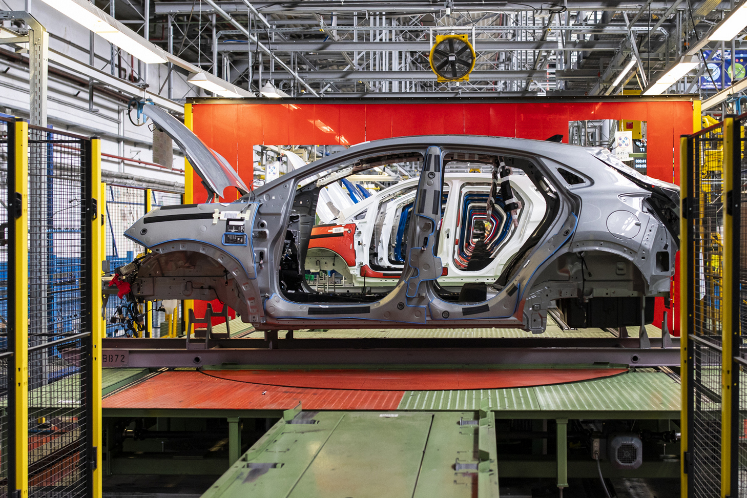 Ford inicia la produccion del Ford Puma uno de los ocho vehiculos electrificados que la marca lanzara en Europa este ano